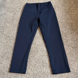 Lululemon Navy Wonder Under Crop Leggings, Like New, Sz. 6